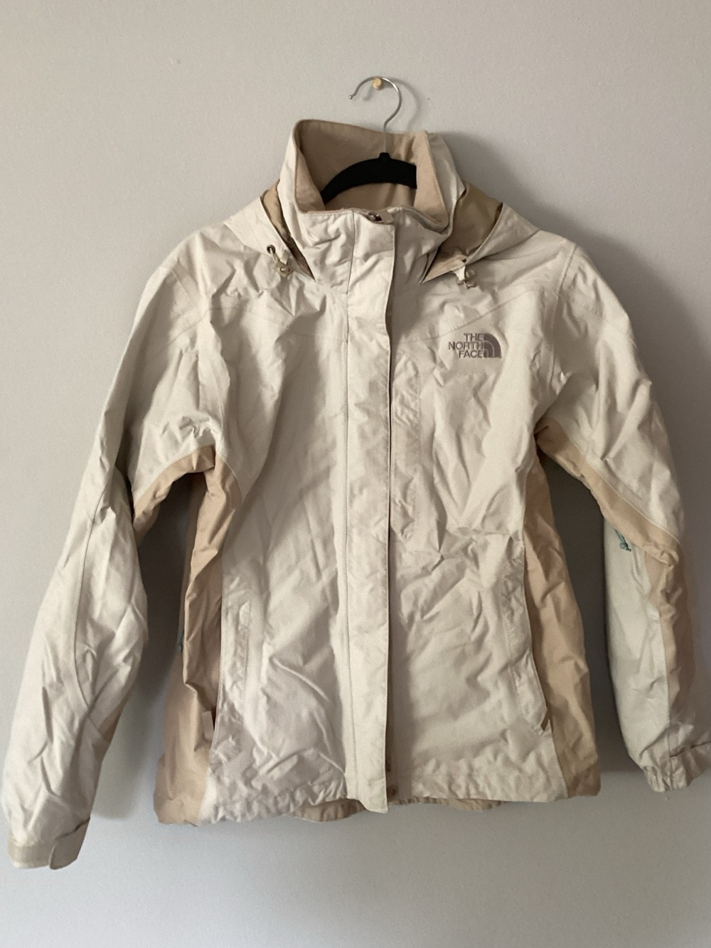 The North Face Women's Cream and Tan Ski Jacket